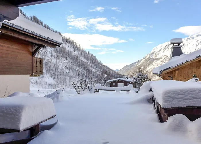 Apartment Le Plan Des Reines By Interhome Chamonix